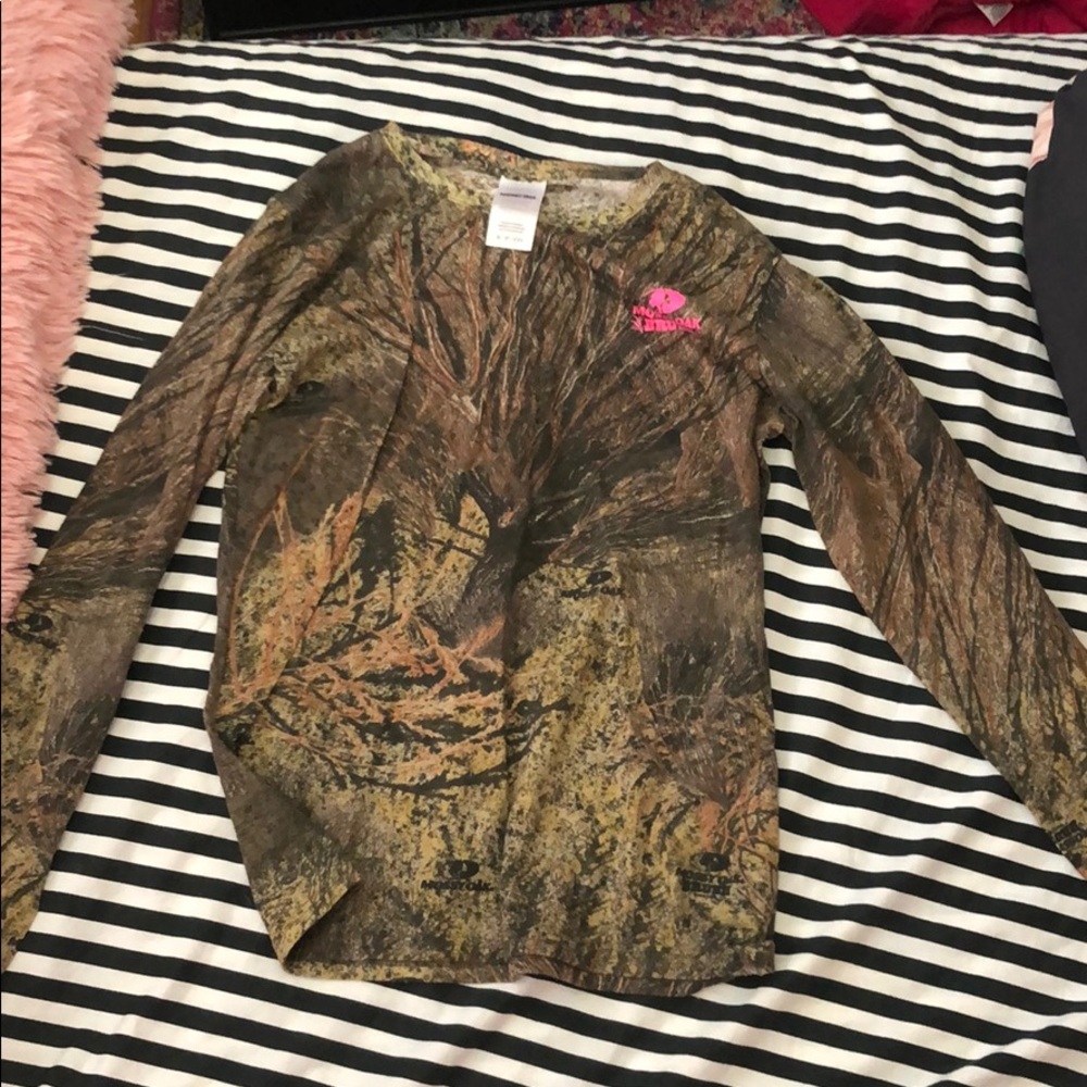 Mossy oak long sleeve shirt
